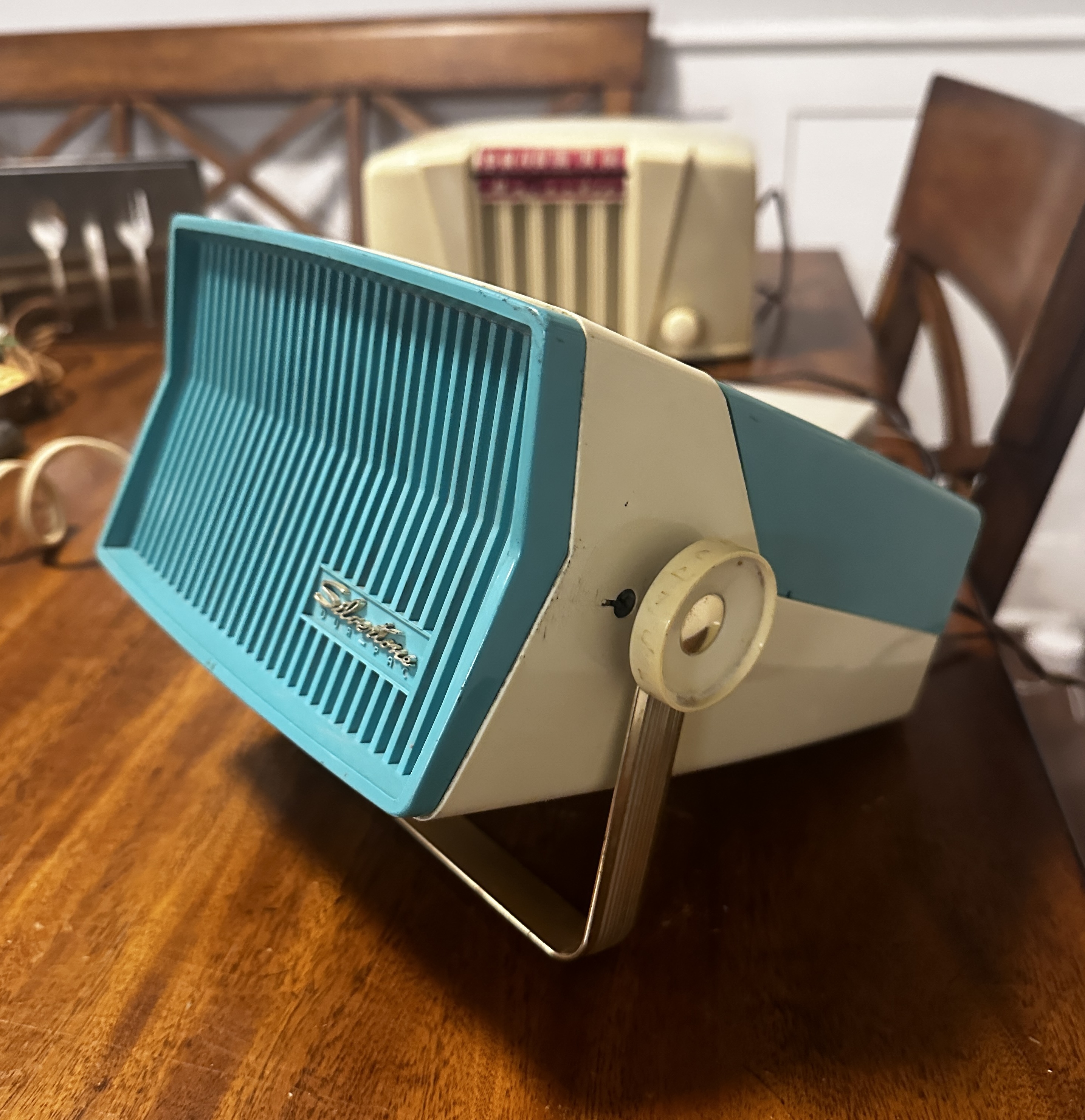 1958 Silvertone 8218 Blue